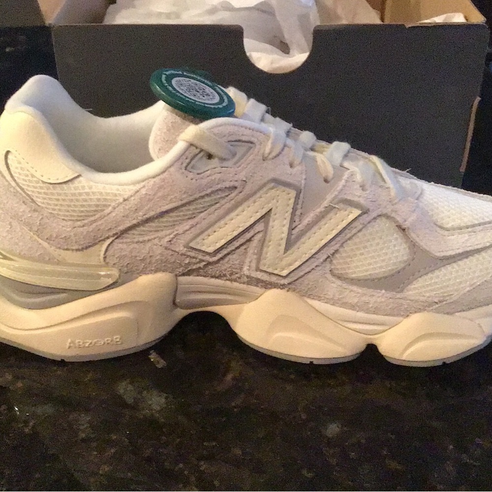 New Balance 9060 Series